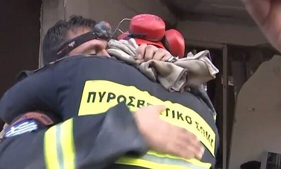 Δύο Εβρίτες ανάμεσα στους Πυροσβέστες της ΕΜΑΚ που θα συνδράμουν στα ερείπια της Τουρκίας